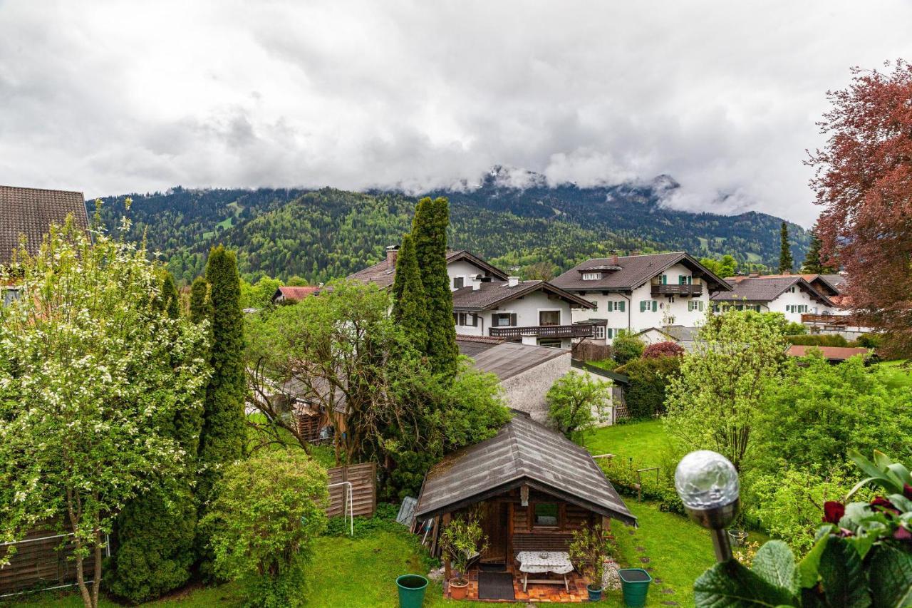 Aurikel Apartment Garmisch-Partenkirchen Exterior photo